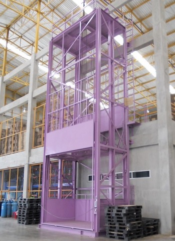 ลิฟท์บรรทุก